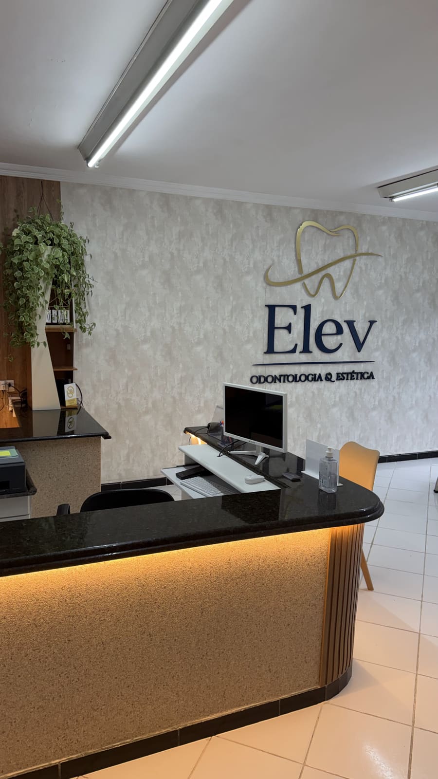 Área de espera da Elev, em enquadramento vertical